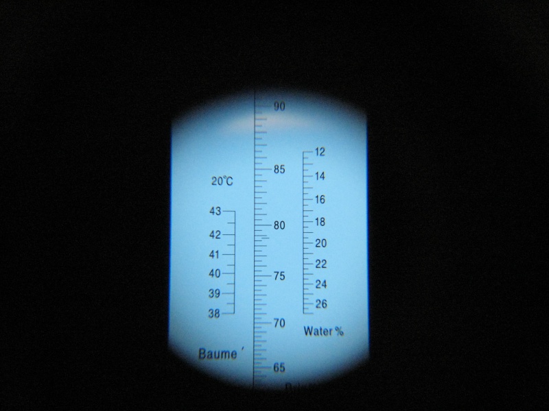 Datei:Refraktometer Skala1.jpg